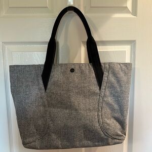 Lululemon Out of Range Tote